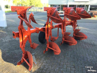 Charrues Kuhn Vari-master 123