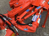 Charrues Kuhn Vari-master 123