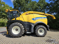 Ensileuse automotrice New Holland FR 550