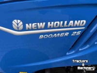 Tracteur New Holland BOOMER 25 HST