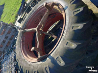 Roues, Pneus, Jantes, Barillets Jumelage  13.6 - 38 ON 12 RIM