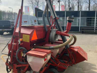 Semoir monograine Becker Aeromat 6T
