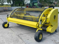 Ensileuse automotrice John Deere 8400 I Prodrive  40 KM hakselaar Kemper JD 639