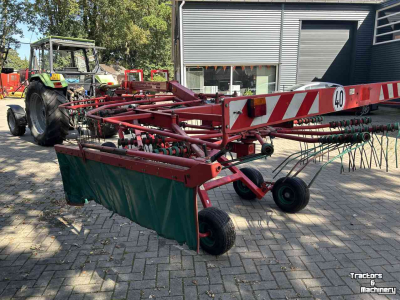 Andaineur Kverneland Taarup 9065 S / Vicon Andex 653 / Deutz-Fahr SwatMaster 6531 – zijafleg hark