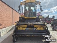 Ensileuse automotrice New Holland FR700