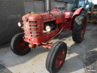 Tracteurs anciens Volvo bm 350