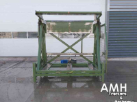 Basculeur de caisses Schouten KK-180-2  Kisten kantelaar,  box tipper, Kistenkipper