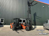 Chariot élévateur  hchi   3500kg  2 stuks voorraad