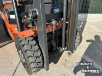 Chariot élévateur  hchi   3500kg  2 stuks voorraad