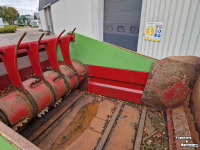 Distributeur de fourrage en bloc Strautmann BVW Blokkenverdeelwagen