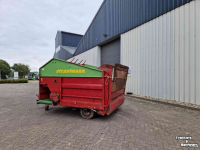 Distributeur de fourrage en bloc Strautmann BVW Blokkenverdeelwagen