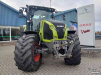 Tracteur Claas Axion 810 Cebis