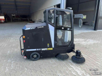 Balayeuses et balayeuses aspirantes  Kremer KRS 100