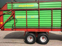 Autochargeuse Strautmann Vitesse 260
