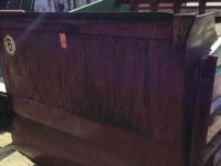 Distributeur de fourrage en bloc Strautmann Bvw