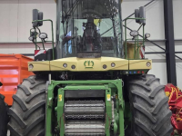 Ensileuse automotrice Krone Big X 700 OptiMaize