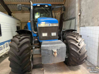 Tracteur New Holland 8770A