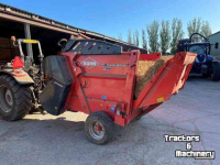 Distributeur de paille pour des logettes Kuhn Primor 3570 Stro-Instrooier