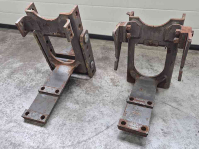 Autres tracteurs et accessoires Massey Ferguson 2x Trekhaakframe MF