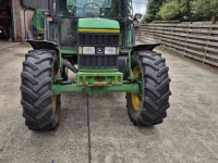 Tracteur John Deere 6400