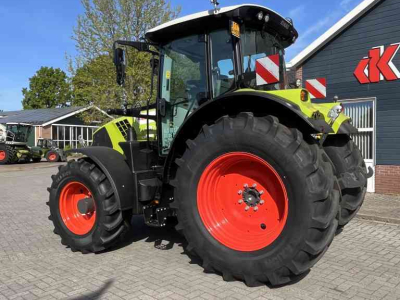 Tracteur Claas Arion 530 Cis+
