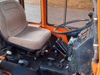 Tracteur pour vignes et vergers Holder P30
