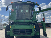 Moissonneuse batteuse John Deere T660