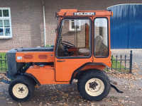 Tracteur pour vignes et vergers Holder p30