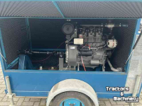 Moteur / Pompe stationair  onderstel geluid gedempt , MWM 3 cilinder