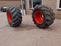 Tracteur Fendt VOORWIEL 710/55R30