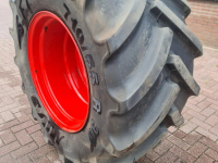 Tracteur Fendt VOORWIEL 710/55R30