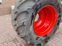 Tracteur Fendt VOORWIEL 710/55R30