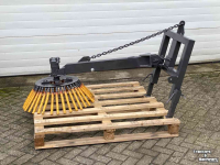 Désherbeuse à brosse rotative  Eigenbouw borstel
