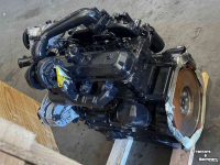 Pièces d‘occasion pour tracteurs New Holland complete Nieuwe New Holland / FIAT / IVECO motor 8045 -25 met TURB0 100pk 4cil