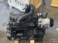 Pièces d‘occasion pour tracteurs New Holland complete Nieuwe New Holland / FIAT / IVECO motor 8045 -25 met TURB0 100pk 4cil