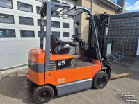 Chariot élévateur Toyota 7FBMF25 Heftruck