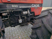 Tracteur Case-IH 833