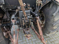 Tracteur Case-IH 833