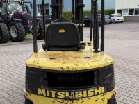 Chariot élévateur Mitsubishi FD25