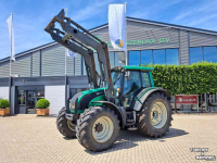 Tracteur Valtra N121