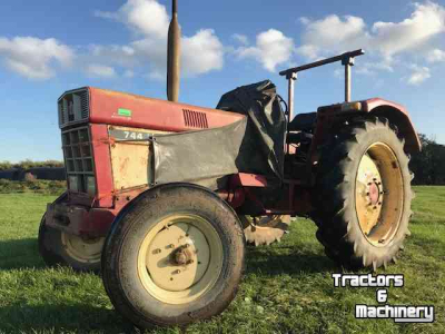 Tracteur International 744 VERKOCHT/SOLD/VERKAUFT