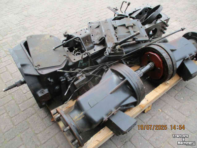 Pièces d‘occasion pour tracteurs Case-IH 956 /1056