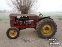Tracteurs anciens Massey Ferguson massey harris 744