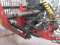 Véhicule tracté arracheuse forestière Farmi Vario 121 Uitrijwagen