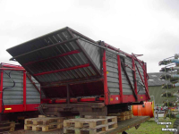 Remorques élévatrices agricoles  Overlaadwagen/Hooglosser