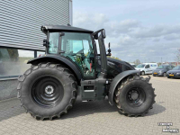 Tracteur Valtra Demo G125 Active met kruipbak