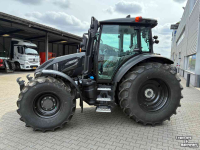 Tracteur Valtra Demo G125 Active met kruipbak