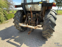 Tracteur Case-IH 845