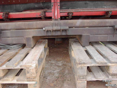 Remorques élévatrices agricoles  Overlaadwagen/Hooglosser