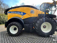 Ensileuse automotrice New Holland FR920